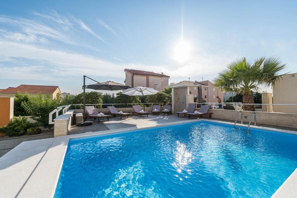 Danivan B Habitación Doble con Balcón en Novalja