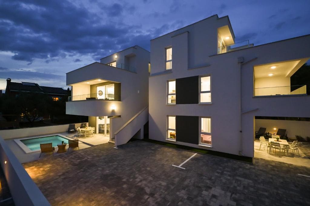 Banta A con piscina privada para 20 personas