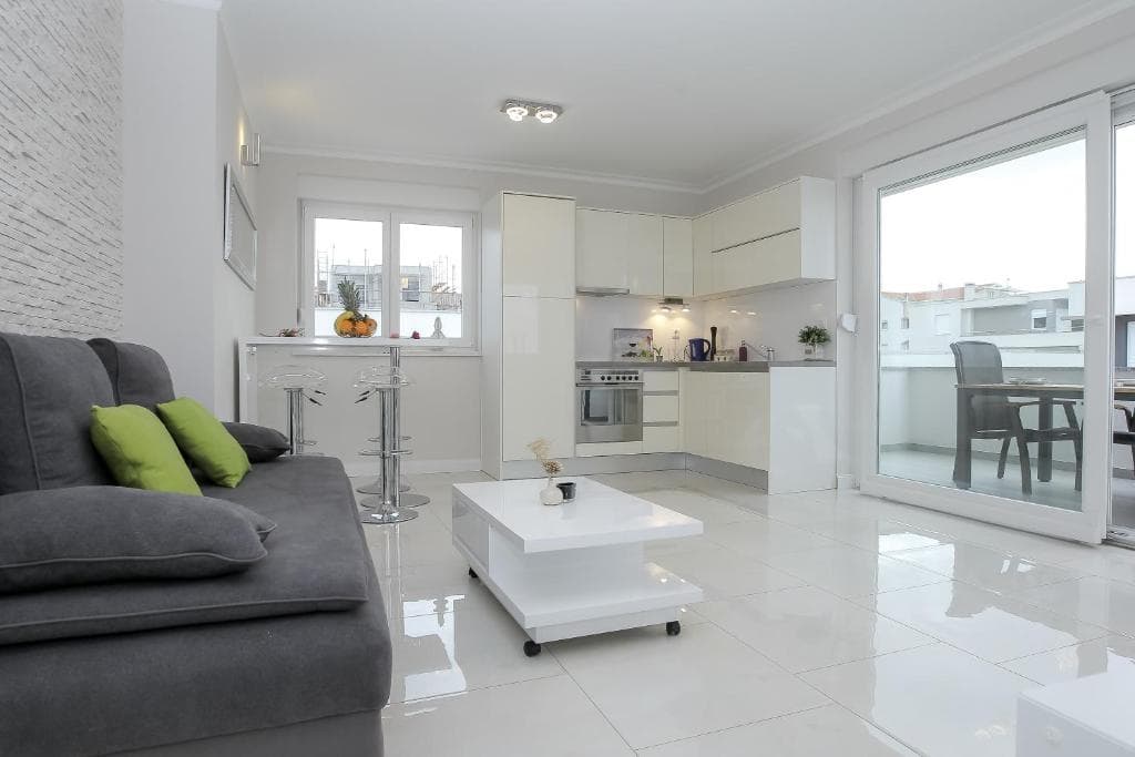 Apartamento Tomana 6 con terraza en Novalja